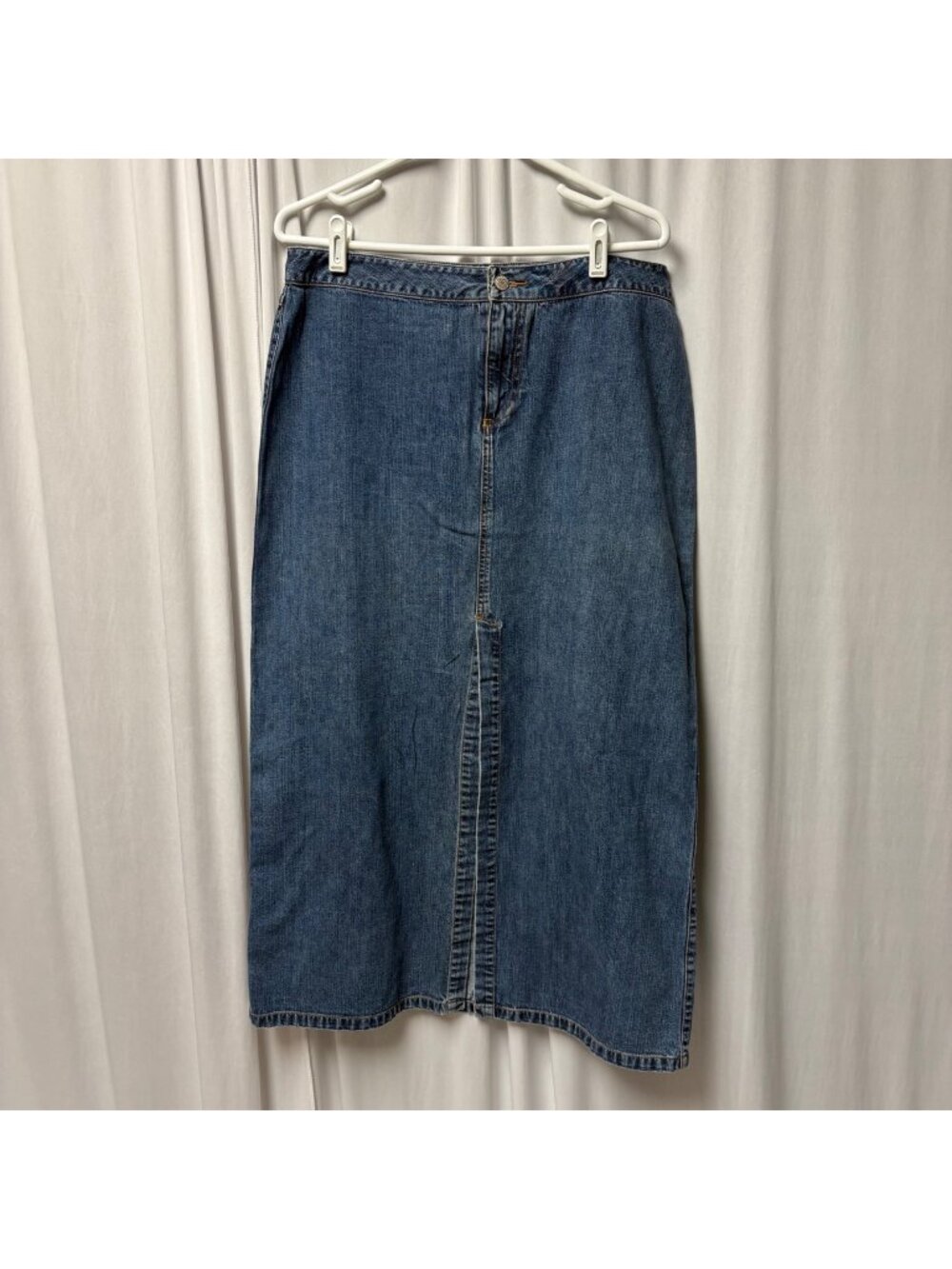 Old Navy Blue Denim Midi Skirt Size 12 Back Flap Pockets Casual Vintage Y2K